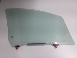 TOYOTA Yaris (2011–2020) Priekšējo durvju stikls 681200D191 - 4
