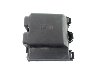   Boîtiers de fusibles  - LJ8T14D068NAB 