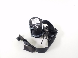   Sicherheitsgurt hinten  - LJ8BA611E51AB 