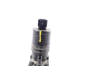 Ford Mustang Mach-E Mach-E (2020–2026) Front windshield washer pump M1PB17K624AA - 3