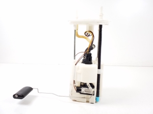 Hyundai Santa Fe (2012–2018) Kütusepump paagis 311102W900 - 2