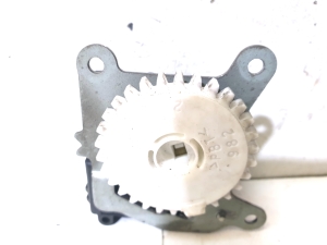 TOYOTA RAV 4 A4 (2012–2018) Salongi soojenduse klapi mootor 063800-1991 - 3