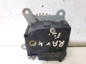 TOYOTA RAV 4 A4 (2012–2018) Salongi soojenduse klapi mootor 063800-1991 - 4