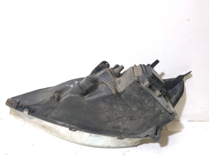 Ford Focus (1998–2005) Headlight - 4