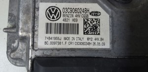 Volkswagen Polo V (2009–2017) Motora vadības bloks 03C906024BH - 2