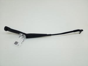   Windshield wiper blade 