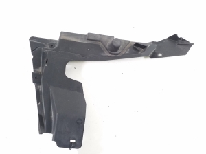   Verkleidung unter der Motorhaube  - LJ8BR021A36AA 