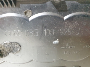 AUDI A3 8P (2003–2012) Engine cover 03G103925J - 2