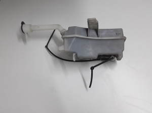 Opel Mokka (2012–2020) Front washer fluid reservoir 95326311 - 2