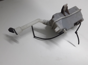 Opel Mokka (2012–2020) Front washer fluid reservoir 95326311 - 4