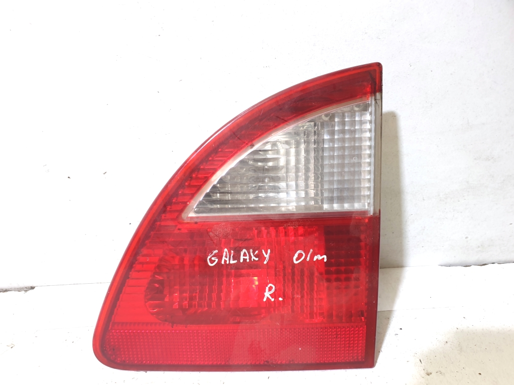 Ford Galaxy (1995–2006) Eckleuchte hinten 96442800 Ford Galaxy (1995–2006) Eckleuchte hinten 96442800