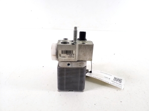 Ford Mustang Mach-E Mach-E (2020–2026) Muu radiaator LJ9H10C708AE - 3