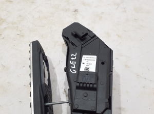  Pedalas akseleratoriaus 
