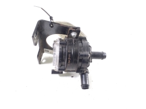 Ford Mustang Mach-E Mach-E (2020–2026) Auxiliary water pump LJ938K577BC - 3