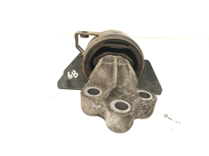 Chevrolet Trax (B) (2012–2026) Engine mount 95131468 - 5