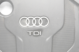 AUDI A6 C7 (2011–2018) Motorabdeckung 04L133923D - 3