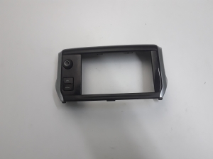 Magnetolos kita detalė 