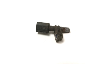  ABS daviklis priekinis 