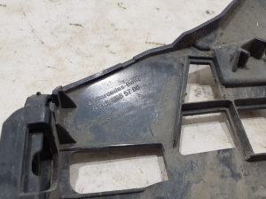 Mercedes Benz EQB X243 (2021–2026) Priekšējā bampera kronšteins A2438855700 - 3