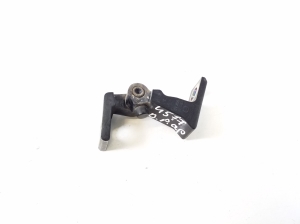   Charnière inférieure de porte avant  - 8K0831402A 