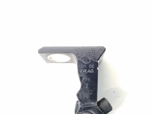 Porsche Cayenne (2010–2017) Rear side door upper hinge 8K0831402A - 3