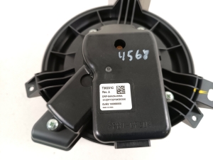 Tesla Model 3 3 (2016–2024) Heater blower motor 1107669-00-B - 2