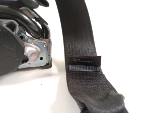 Tesla Model 3 3 (2016–2024) Rear seat belt 111015401F - 4