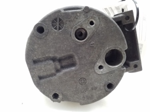 NISSAN Primastar X83 (2001–2014) Konditsioneeri kompressor 7700105765 - 2