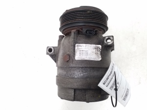 NISSAN Primastar X83 (2001–2014) Konditsioneeri kompressor 7700105765 - 3