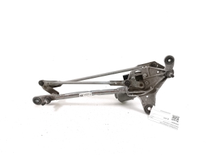 Tesla Model 3 3 (2016–2024) Windshield wiper mechanism 107672599F - 2