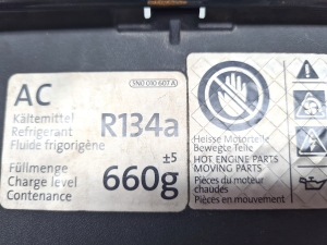  Priekinis rėmas ir jo detalės (Televizorius) 
