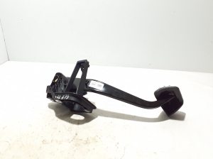 Mercedes Benz GLE-Class 167 (2019–2026) Piduripedaal A1672901100 - 4