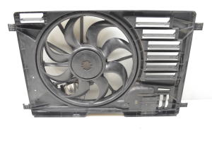 Ford Kuga (2012–2019) Dzesēšanas ventilators un tā daļas CV618C607GF - 3