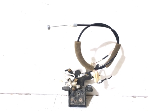  Bagažinės dangčio užraktas 