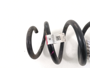 Tesla Model 3 3 (2016–2024) Rear spring 104447201E - 3
