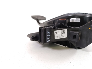 Tesla Model 3 3 (2016–2024) Piduripedaal 104469100D - 2
