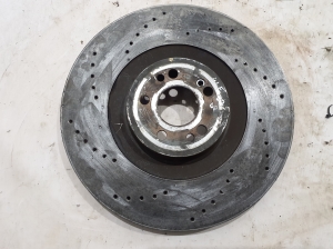   Bremsscheibe vorne 