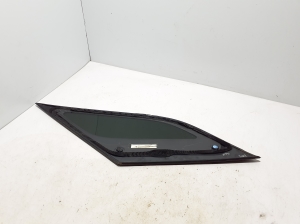 Mercedes Benz GLE-Class 167 (2019–2026) Seitenscheibe hinten (Karosserie) A1676708300 - 3