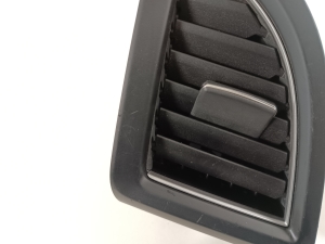 Honda CR-V (2012–2016) Dashboard air vent grilles 77615TOAAO - 4