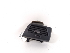   Dashboard air vent grilles  - 77630TA0A01021 