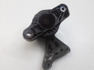 Peugeot 2008 (2013–2026) Engine mount 9676771080 - 3