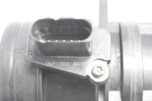 AUDI Q7 (2006–2015) Mass air flow sensor 06J906461B - 2