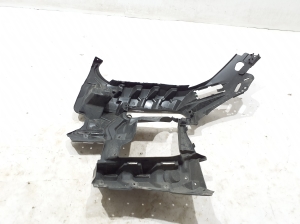 BMW X5 G05 (2018–2026) Front bumper bracket 7421820 - 2