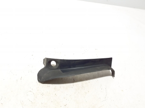 Rear corner light trim - 8492303