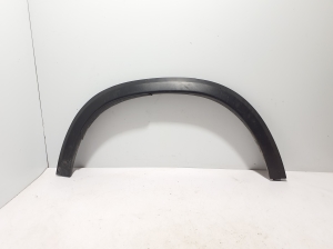 Front fender trim (flare) - A1678850600