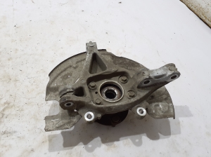 Ford Mustang Mach-E Mach-E (2020–2026) Moyeu avant LJ9C3K171B3A - 2