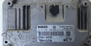 TOYOTA Auris E15 (2006–2012) Engine control unit 0261201209 - 3
