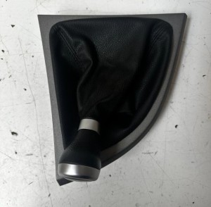 Gear lever trim - 7129144