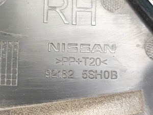 NISSAN Leaf II (2017–2026) Luftleitblech für den Kühler 921825SH0B - 2