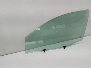 NISSAN Qashqai (2006–2013) Priekšējo durvju stikls 80301JD000 - 3